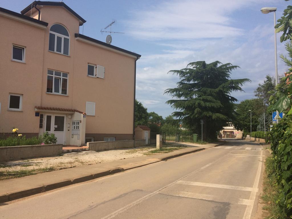 Kvajera Apartment Poreč Exteriör bild