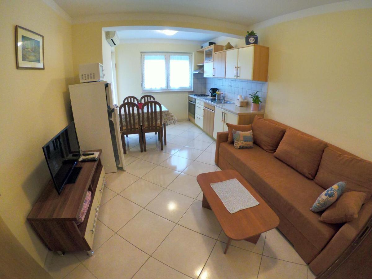 Kvajera Apartment Poreč Exteriör bild